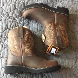 NWT Ariat Distressed Brown Fatbaby Boots size 8